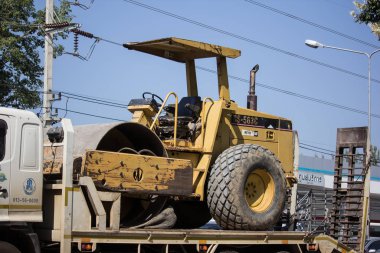 Kamyonda Özel Cat kazıcı.