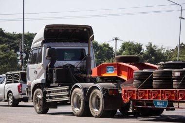  Özel eski Nissan Ud kargo kamyon.