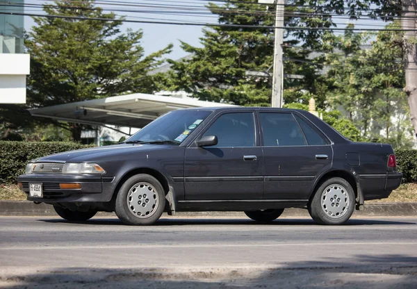 Privata gamla bil, Toyota Corona — Stockfoto