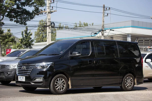 Furgoneta de lujo privada de Hyundai Corea. Hyundai H1 . — Foto de Stock