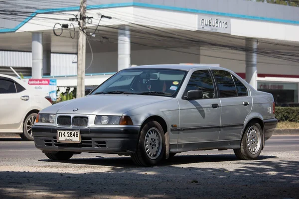 Privat lyxbil, Bmw 318i. — Stockfoto