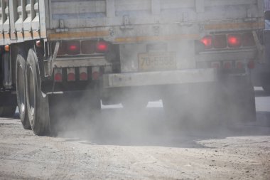 Emisyonları ve toz kamyonlar PM 2,5.