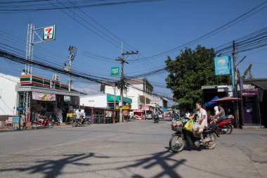 Tesco Lotus Express Hippermarket Phudoi Dükkanı