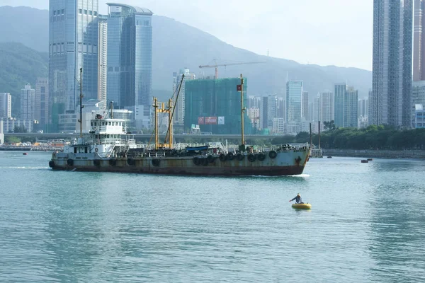 Nave y vista de Hong Kong — Foto de Stock