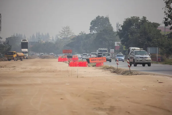 Humo y contaminación Haze en carretera — Foto de Stock