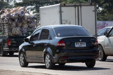 Chiangmai, Tayland - 7 Ocak 2020: özel araba, Proton Saga. Fotoğraf 121 numaralı yolda, Chiangmai, Tayland 'a 8 km uzaklıkta..