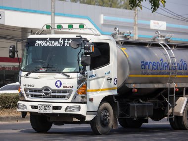 Chiangmai, Tayland - 21 Ocak 2020: Maejo Süt Tankı Kooperatifleri. 1001 numaralı yolda, Chiangmai şehrinden 8 km uzakta..