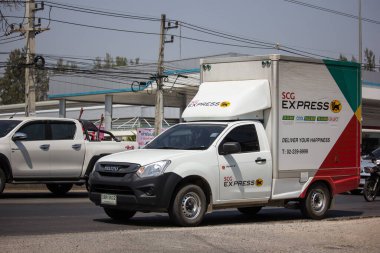 Chiangmai, Tayland - 5 Mart 2020 SCG Lojistik Taşımacılık Şirketi 'nin konteyner kamyonu. Fotoğraf 121 numaralı yolda, Chiangmai, Tayland 'a 8 km uzaklıkta..