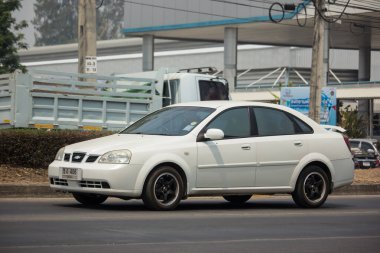 Chiangmai, Tayland - 19 Mart 2020: özel MPV Car, Chevrolet Optra. Fotoğraf 121 no 'lu yolda, Chiangmai, Tayland şehir merkezinden yaklaşık 8 km uzaklıkta..