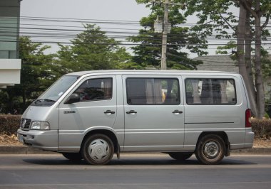 Chiangmai, Tayland - 25 Mart 2020 Özel Benz MB140D Van. 1001 numaralı yolda, Chiangmai şehrinden 8 km uzakta..