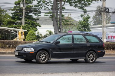 Chiangmai, Tayland - 24 Mart 2020: özel araba, Volvo V40. Fotoğraf 121 no 'lu yolda, Chiangmai, Tayland şehir merkezinden yaklaşık 8 km uzaklıkta..
