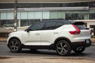 Chiangmai, Tayland - 6 Nisan 2020: özel araba, Volvo XC40. Fotoğraf 121 no 'lu yolda, Chiangmai, Tayland şehir merkezinden yaklaşık 8 km uzaklıkta..