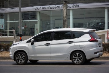 Chiangmai, Tayland - 14 Nisan 2020: Özel Yeni Van arabası, Mitsubishi Expandar. Fotoğraf 121 no 'lu yolda, Chiangmai, Tayland şehir merkezinden yaklaşık 8 km uzaklıkta..