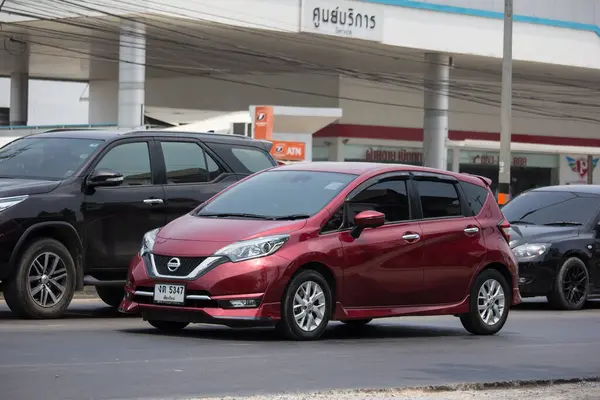 Chiangmai Tailandia Abril 2020 Nuevo Coche Privado Nissan Note Carretera — Foto de Stock