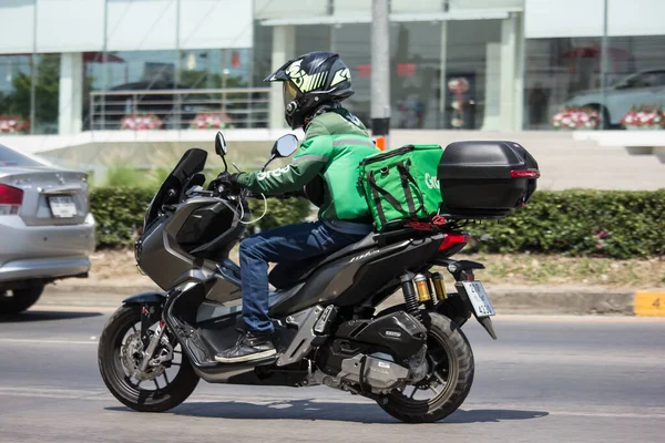Chiangmai Tailandia Mayo 2020 Hombre Del Servicio Entrega Monta Motercycle — Foto de Stock