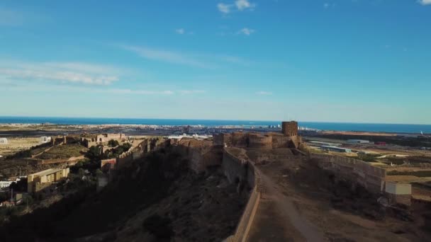 Uitzicht vanuit de lucht op kasteel Sagunto in de buurt van Valencia — Stockvideo