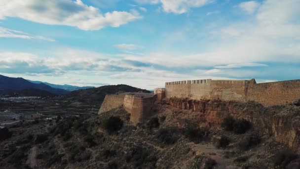 Vista desde el aire en el castillo de Sagunto cerca de Valencia — Vídeos de Stock