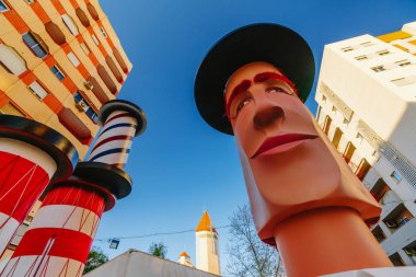 Valencia, İspanya, 15 Mart 2018. Fallas Ulusal Festival. Falla alanında Benimaclet