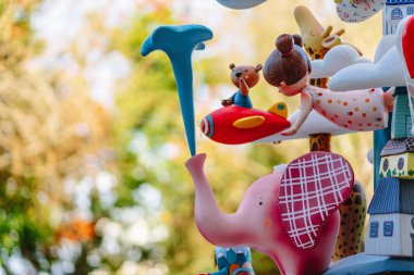 Falla Fallas Ulusal Festivali sırasında şehir merkezinde. Valencia, İspanya, 16 Mart 2018
