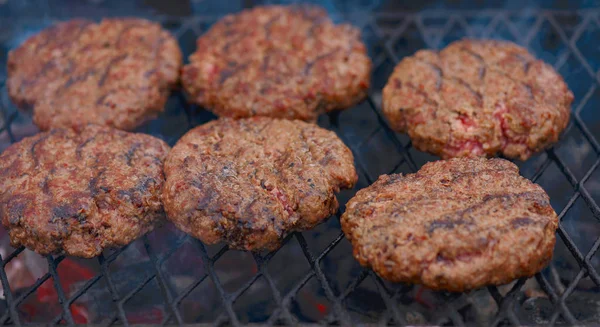 Carne de res o cerdo barbacoa hamburguesas — Foto de Stock