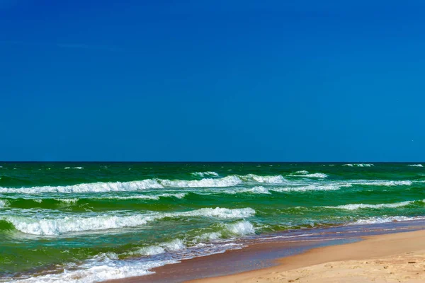 Strand, zee, landschap. Nida, Litouwen — Stockfoto