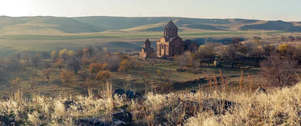 Ermenistan. Gyumri civarındaki Marmashen Manastırı.