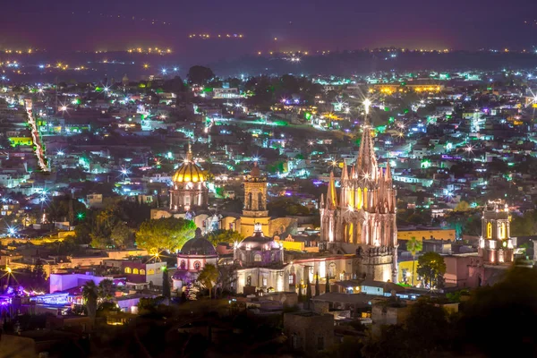 México Parroquia San Miguel Arcangel Noite — Fotografia de Stock