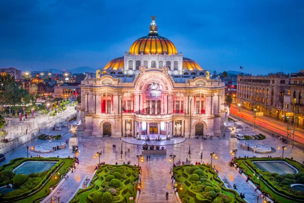 Mexico City - güzel sanatlar Sarayı aka Palacio de Bellas Artes