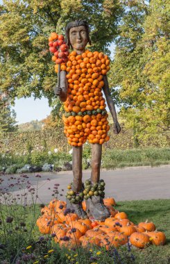 İnsan figürü kabaklar yapılan