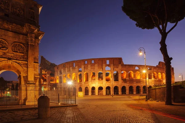 Αψίδα του Κωνσταντίνου κοντά το Κολοσσαίο, Ρώμη, Ιταλία — Φωτογραφία Αρχείου