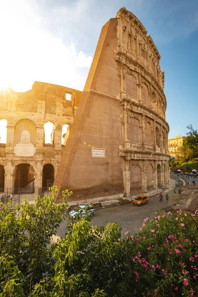 Колізей у Римі (Лаціо, Італія). — стокове фото