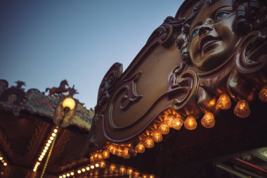 1896 'da Navona Meydanı, Ro' da inşa edilen Antik Alman Atlı Süvari Atı.