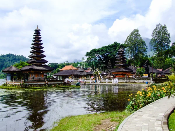 Tempio Pura Ulun Danu Bratan Sul Lungolago Bratan Bali Indonesia — Foto Stock