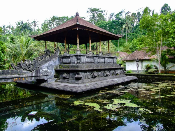Tirta Empul Tapınağı, Bali, Endonezya en ünlü tapınağı.