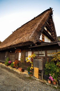 Shirakawa gider - Japonya