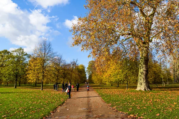 Autumn colors in Hyde Park — Stock Photo, Image