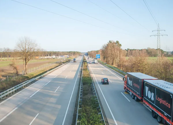 Traffic on the autobahn, the view from the bridge over the road — Stock Photo, Image