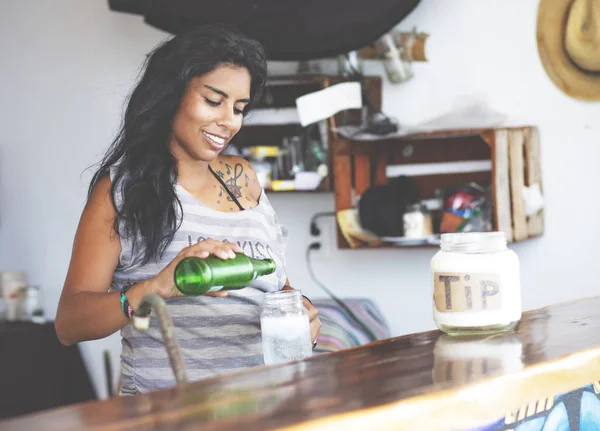 Young Mexican Woman Working Bar Beautiful Mixed Race Girl Making — Stock Photo, Image