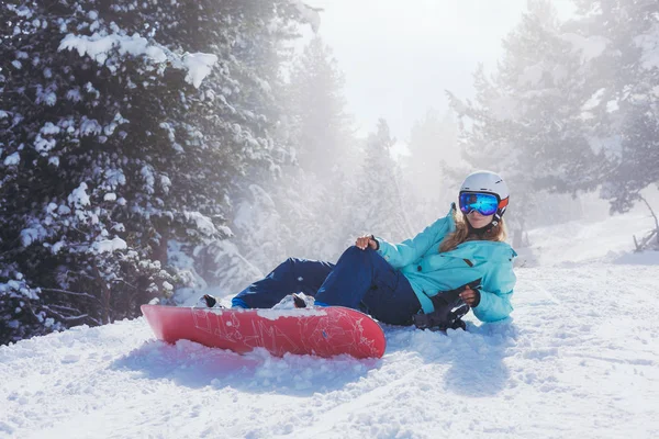 Snowboarder Bergen — Stockfoto