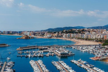 Hava panoramik Blanes Costa Brava içinde bir güzel yaz günü, İspanya
