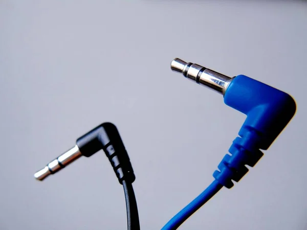 Fotografía Detallada Auriculares Negros Azules Con Fondo Blanco — Foto de Stock