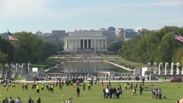 WASHINGTON, DC, EUA - OUTUBRO 28, 2016 - O Lincoln Memorial em Washington, DC — Vídeo de Stock