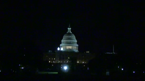 Driving past the US Capitol at night — Stock Video