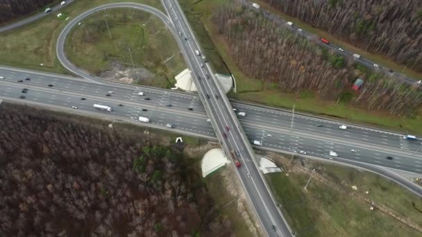 Araba kavşağı, Rusya, hava manzarası. — Stok video