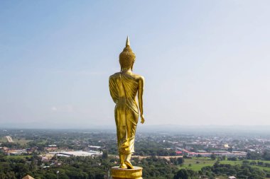 Nan Tayland - 16 Aralık 2016: P 'deki ayakta duran Buda heykeli