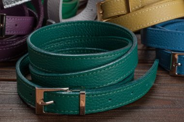 gösteri kadın hakiki deri kemerler