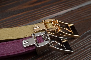 kısmi ve iki kadın kemerleri görünümü ahşap yüzeyine kadar yakın