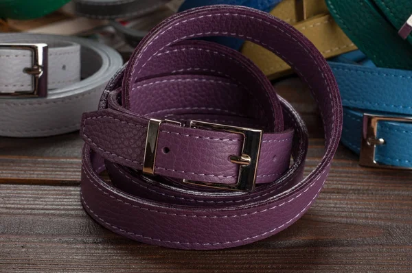 şık kadın kemerleri atış kapatmak 