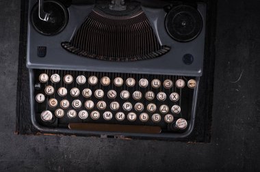 eski moda, retro daktilo makinesi