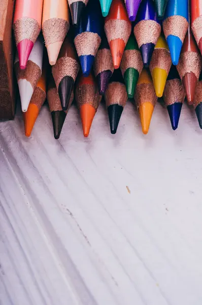 Lápis Coloridos Para Desenho Superfície Madeira — Fotografia de Stock